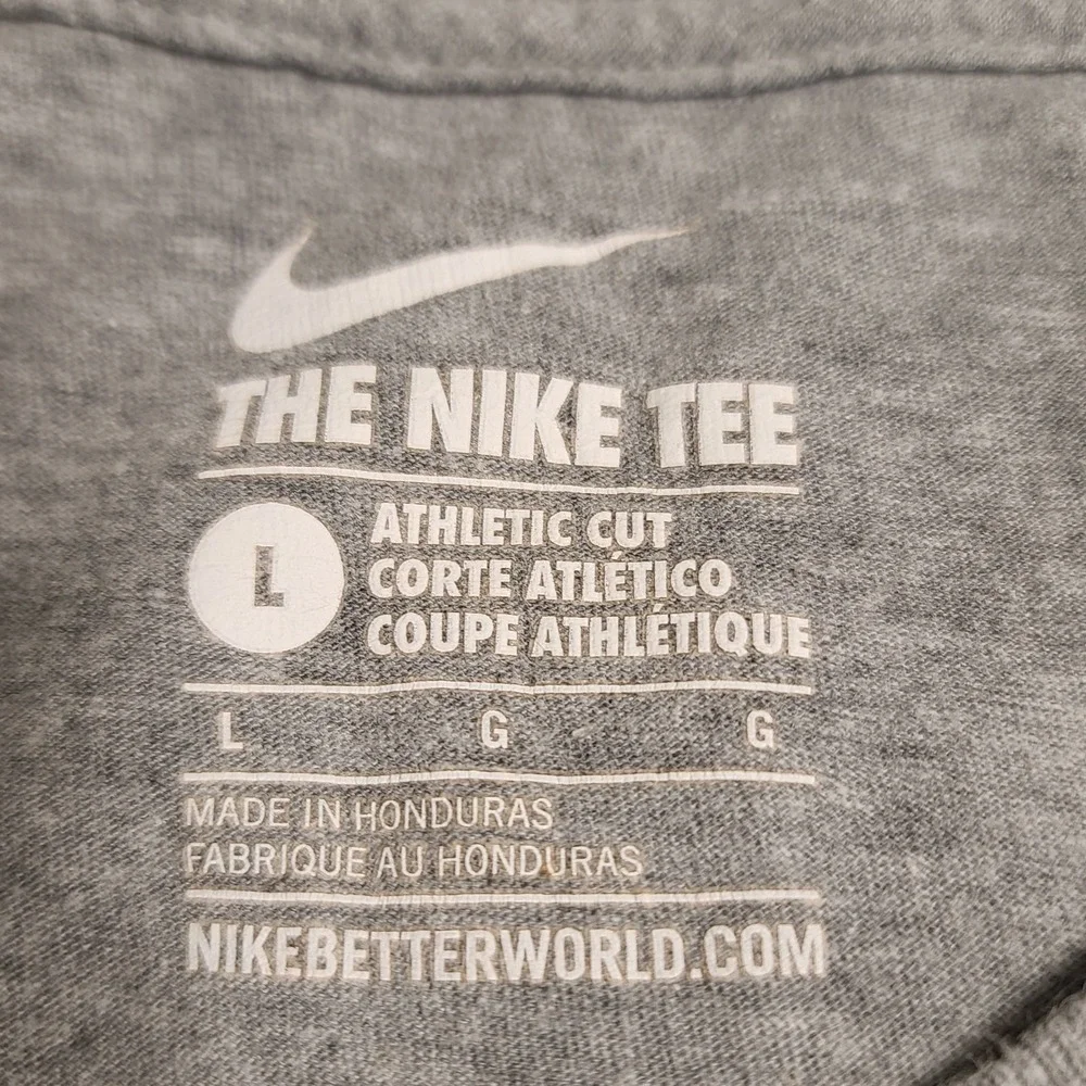 Nike T‎ Shirt Large NY Yankees Baseball MLB Opening Day Grey Home Run